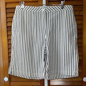 Coral Bay Golf Stylish Striped Seersucker Shorts Size 10